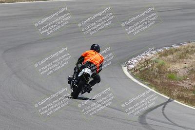 media/Apr-20-2025-AHRMA (Sun) [[393a79c373]]/Race/Group 5/Turn 4b/